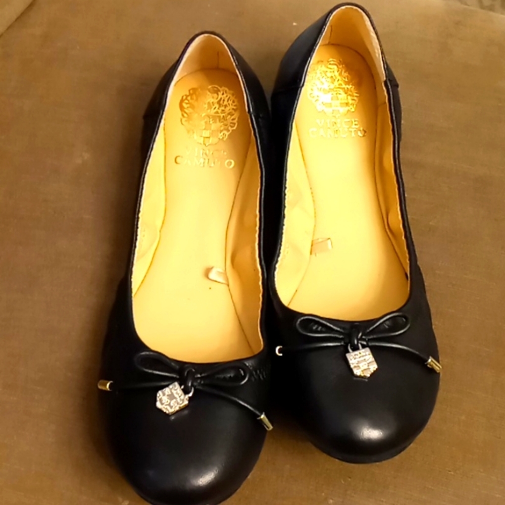 Vince Camuto Flats